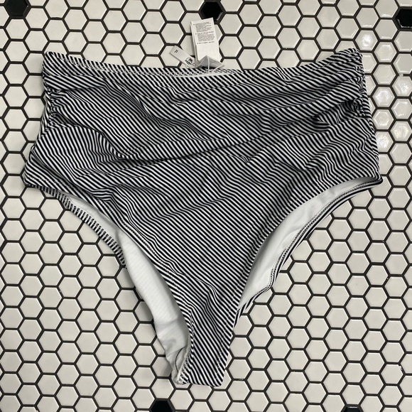 NWT cupshe high waist rouched bikini bottom XL & M - Picture 4 of 6